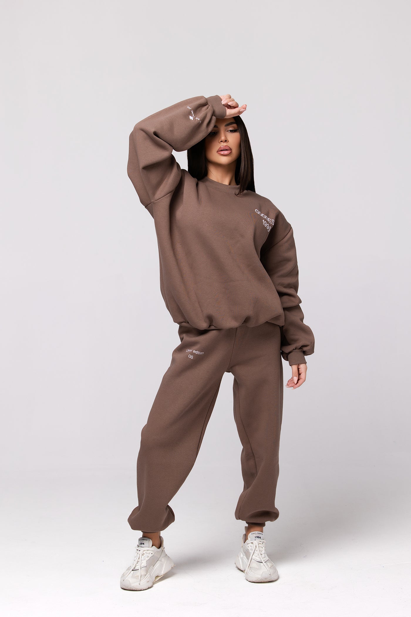 Суитшърт Wifey Mocha