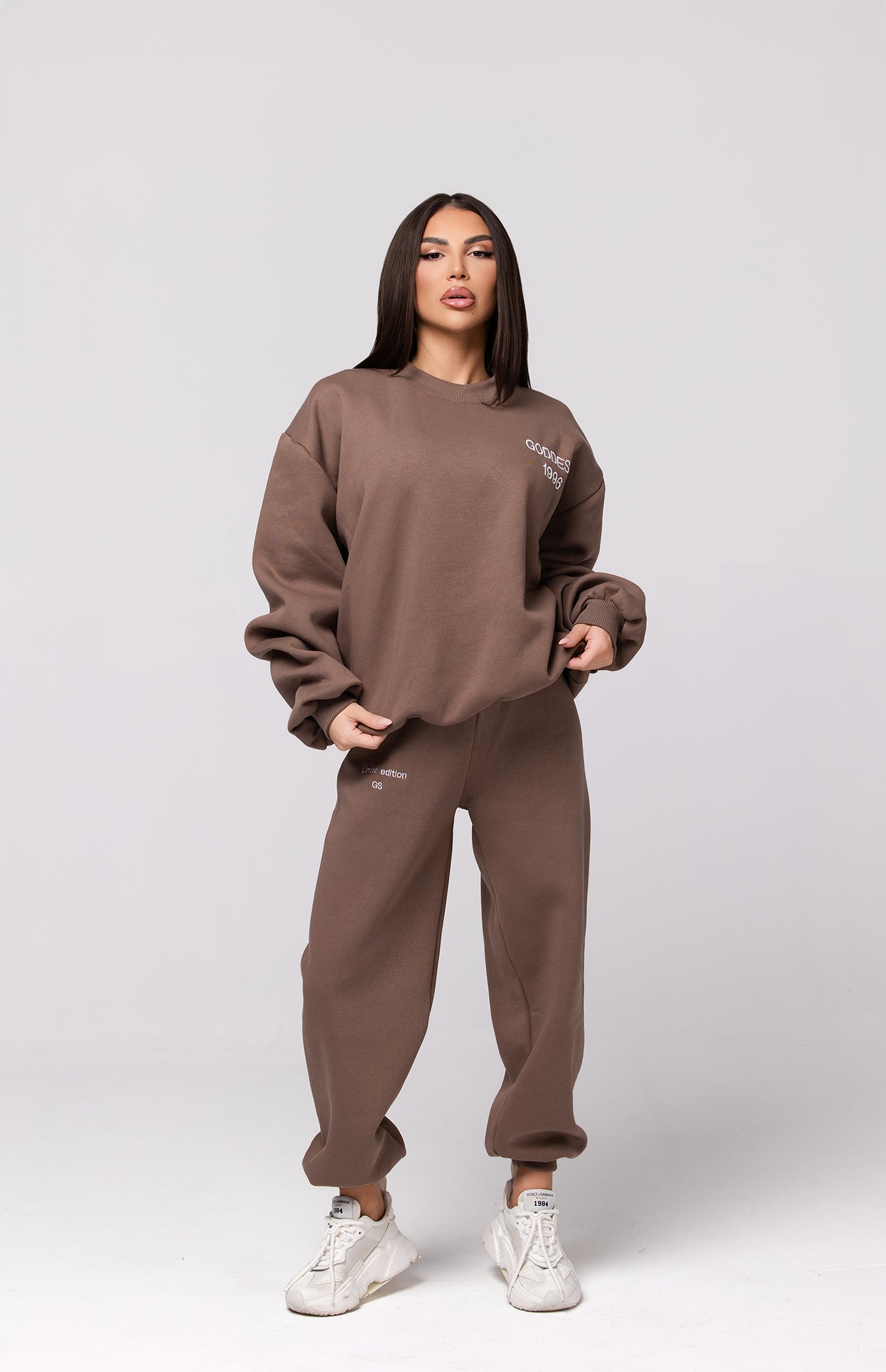 Суитшърт Wifey Mocha